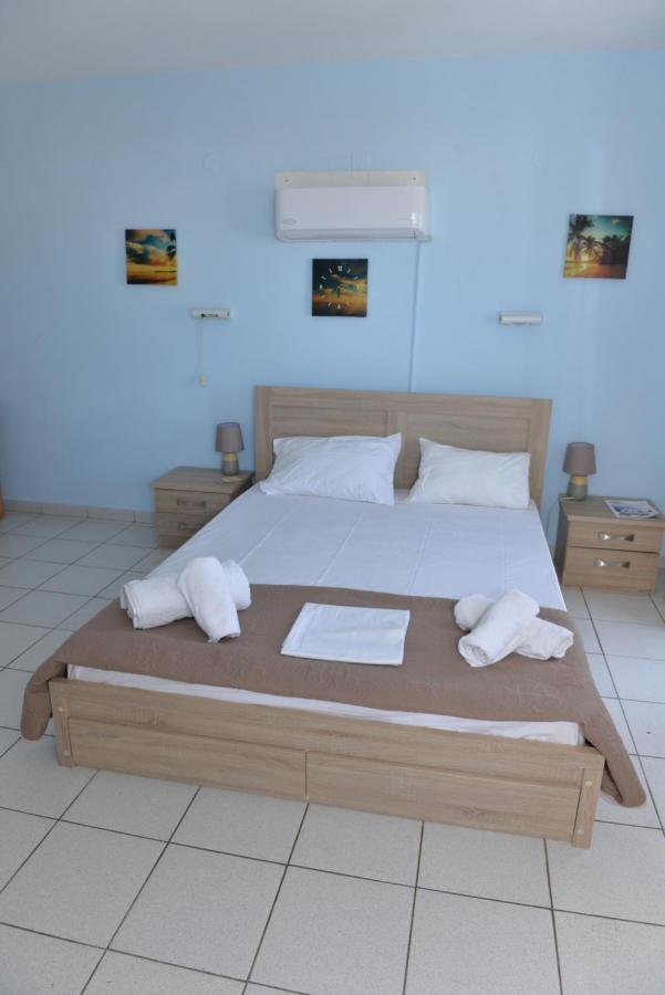 Blue Rooms Adamantas  Exterior foto