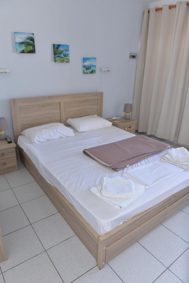 Blue Rooms Adamantas  Exterior foto